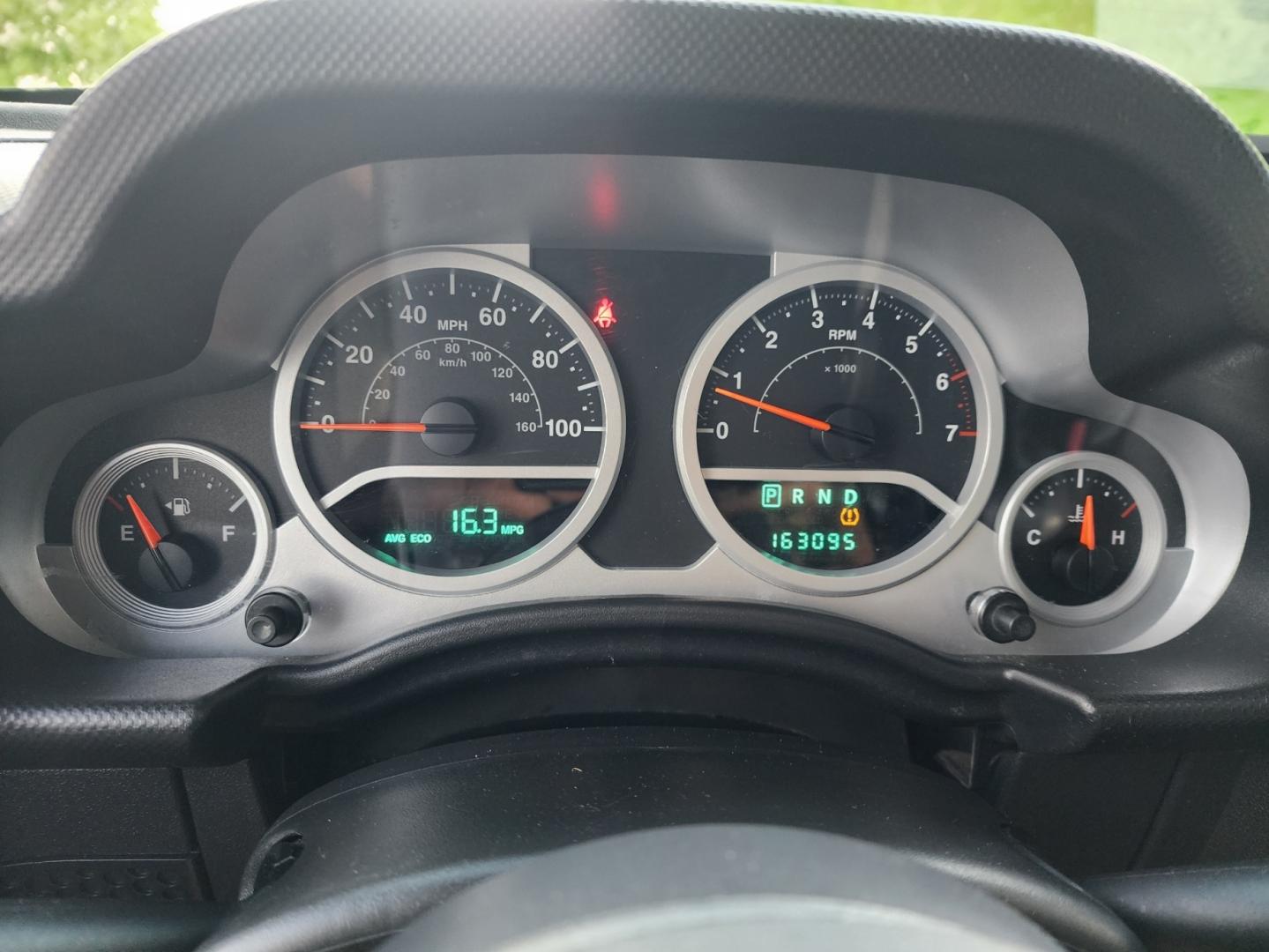 2008 Green /Black Jeep Wrangler Unlimited Rubicon (1J4GA69158L) with an 3.8L V6 OHV 12V engine, Automatic transmission, located at 1221 Madison St., Shelbyville, TN, 37160, (931) 680-9439, 0.000000, 0.000000 - Photo#7